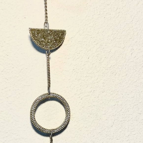 Decorative Chain Wall Room Accent in gold purple colors - Picture 7 of 11